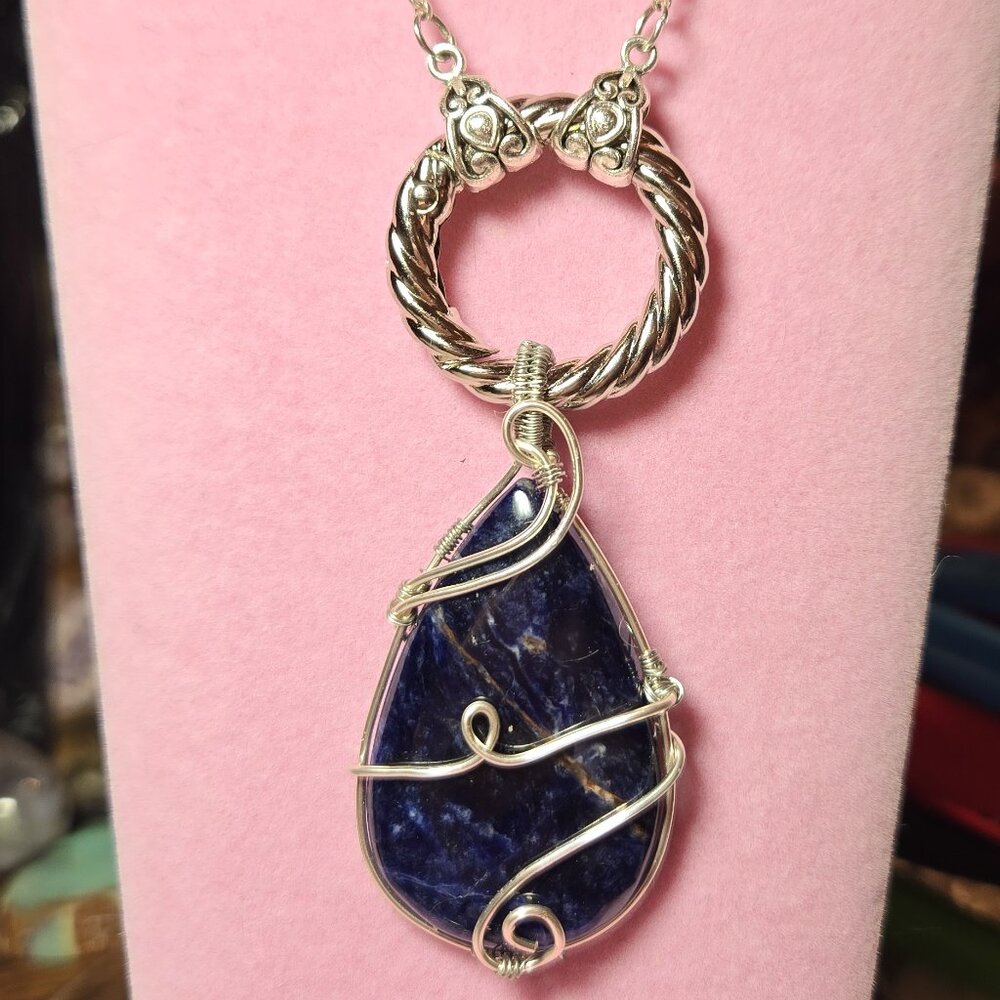 HAND CRAFTED Wire Wrapped Sodalite Pendant on Swaps Silver Tarnish Res Necklace - Picture 2 of 11